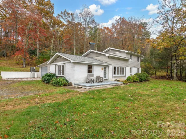 Gorgeous Home on 2.58 Acres!