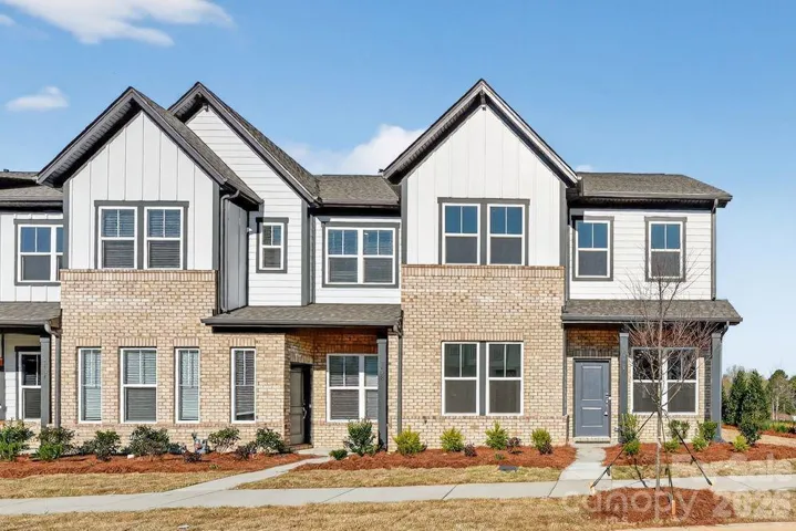 3150 Beacon Heights Road ~ Ready Now