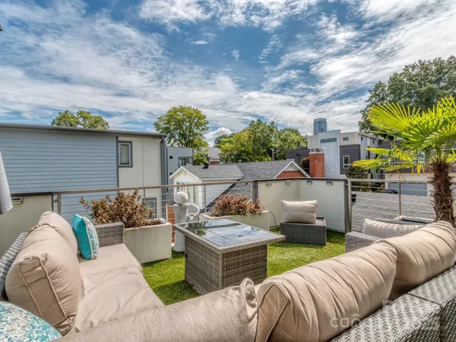 3rd level private terrace