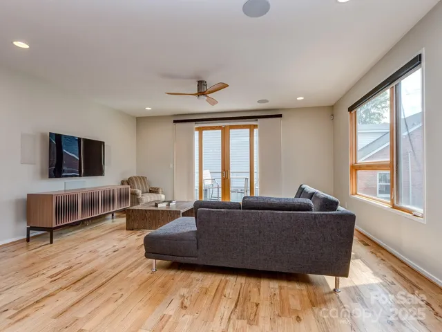 Gorgeous wood floors