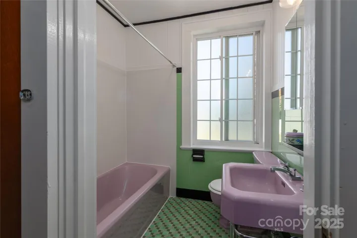 1170