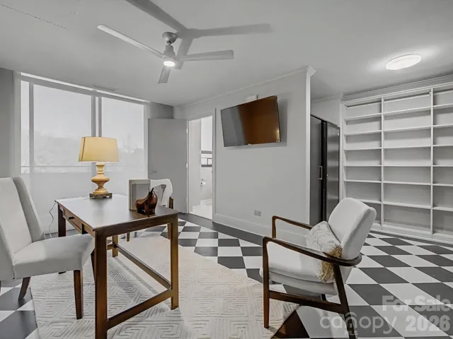 Office/Bedroom 3