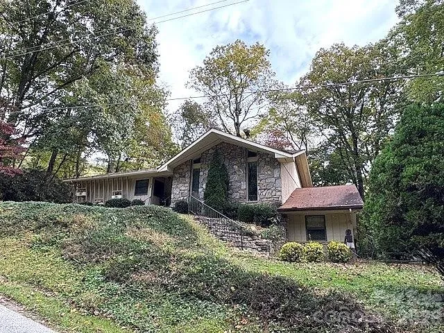 front entry; from right side