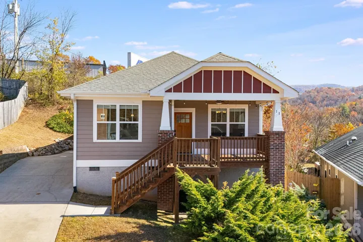 Welcome Home to 11 Byrdcliffe Lane