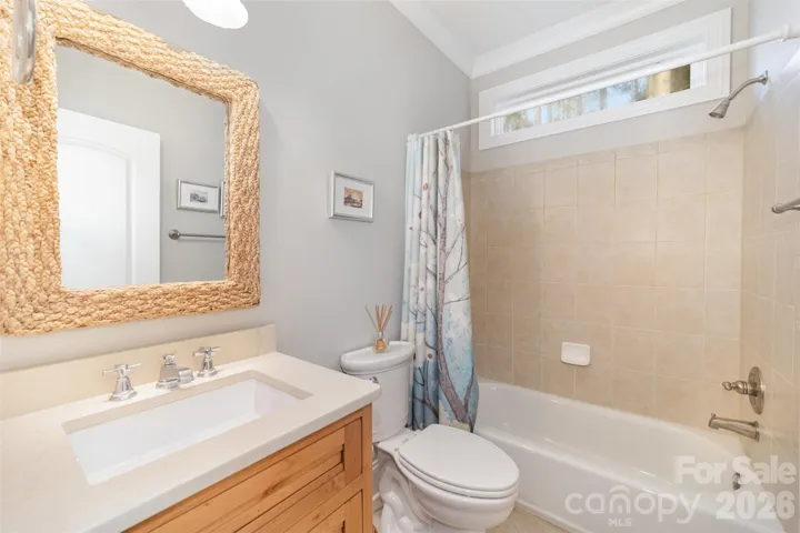 2nd Full Bath on Main