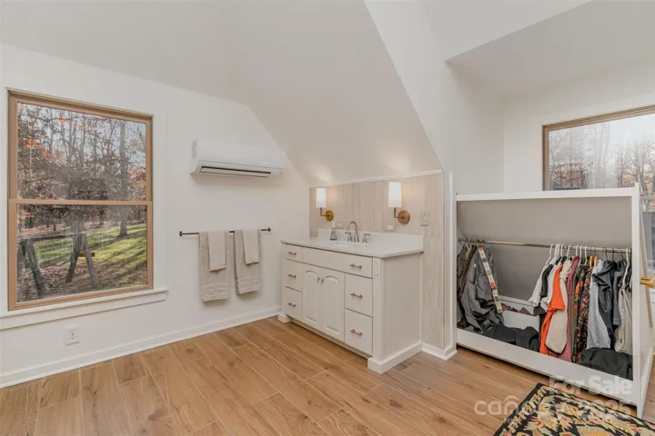 Finished 2nd living quarters above detached garage 