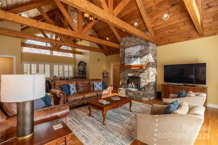 The family room has unique fans with multiple lighting functions to set whatever mood you'd like. 