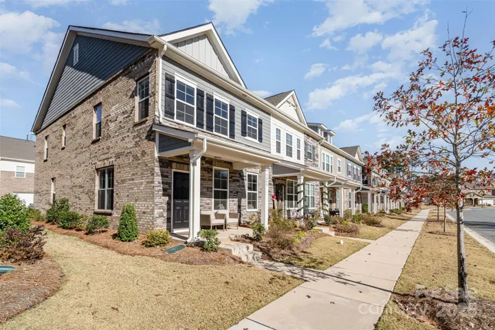 Front/Side View of Home 