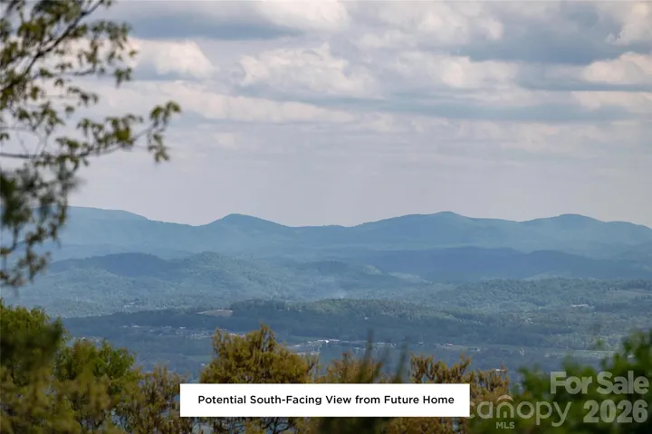Gorgeous long range mountain view from the Lot, south facing