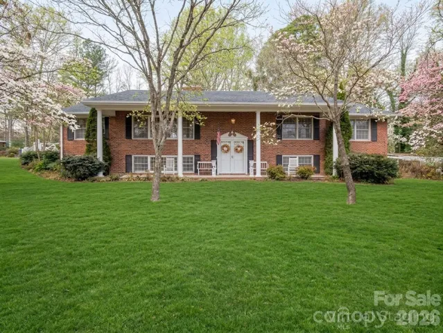 Welcome to 1867 Fruitland Road!  (Virtual lgrass and leaves)