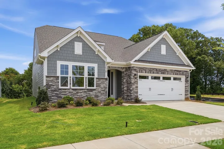 Homesite 4 features an Avery F floorplan