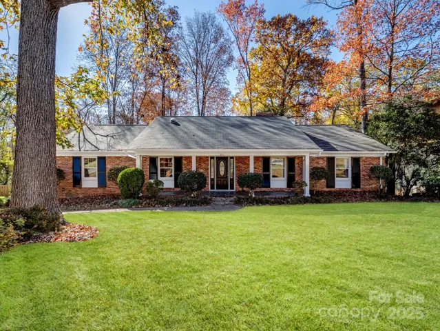 2111 Sagamore Road
