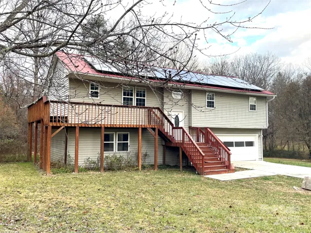 Convenient Cane Creek Location