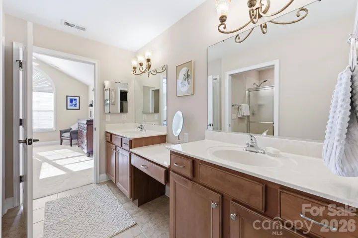 Personal double vanities