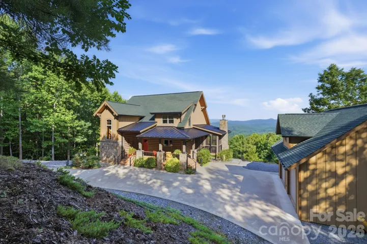 4 bed/3.5 mountain home on 3.97 private acres