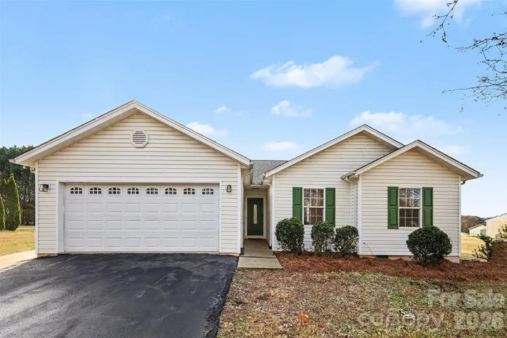 Welcome to 105 3rd Ave!
