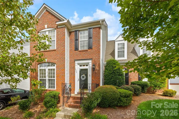 Welcome to 14569 Greenpoint Lane!