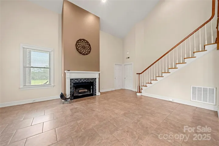 Two story greatroom