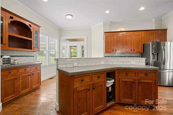 Inlaid custom cabinets