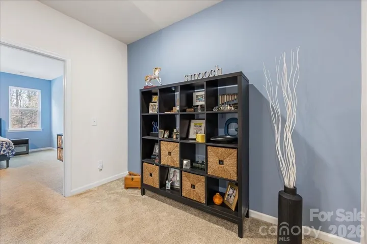 Upstairs oversized landing/loft