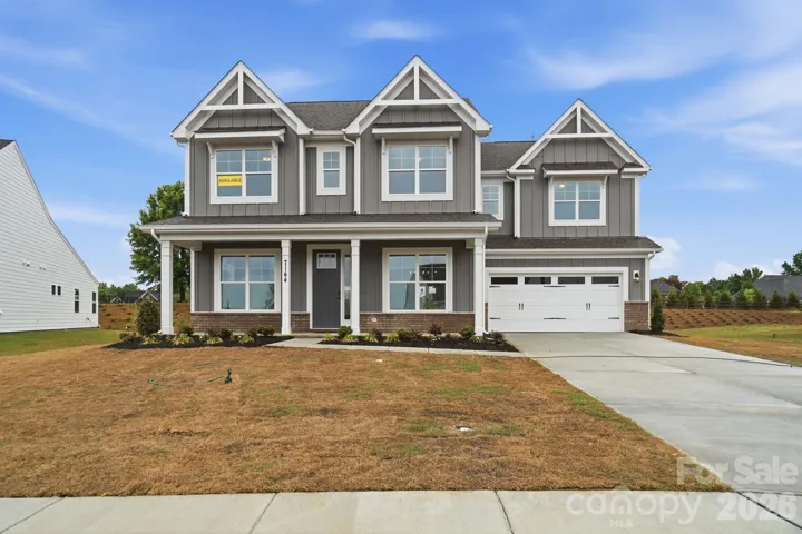 Homesite 180 features a Colfax P floorplan