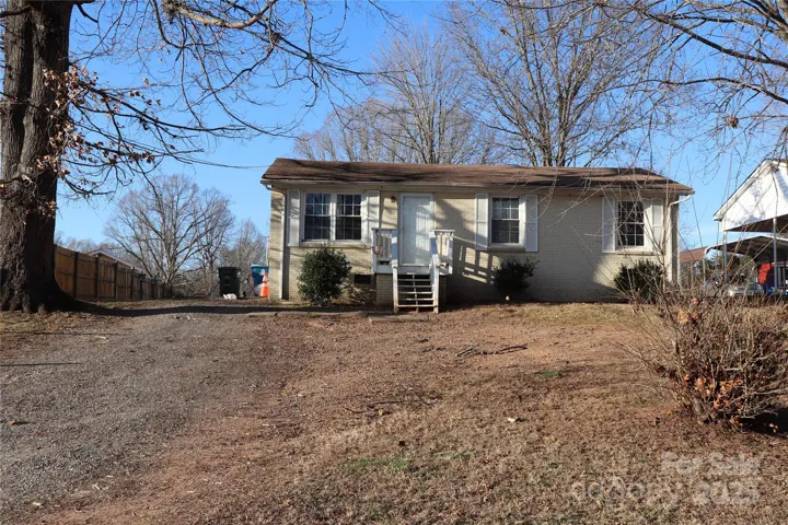 2028 Kennedy Dr.