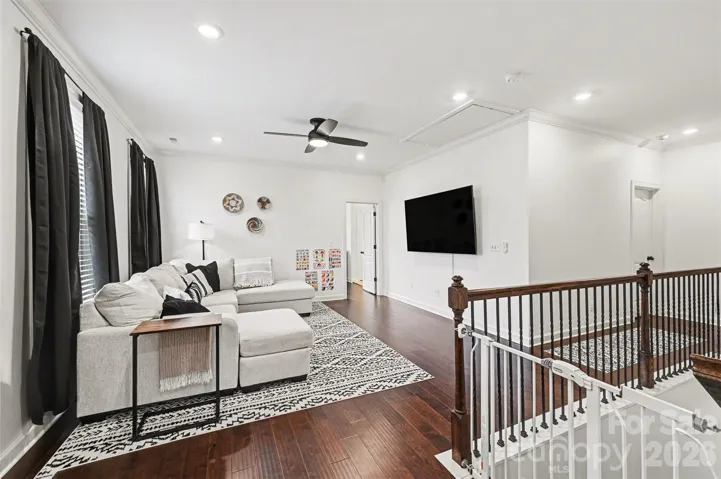 Upstairs Loft, new hardwoods upstairs!