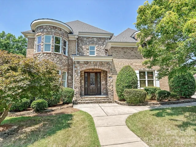 6806 Larrisa Court