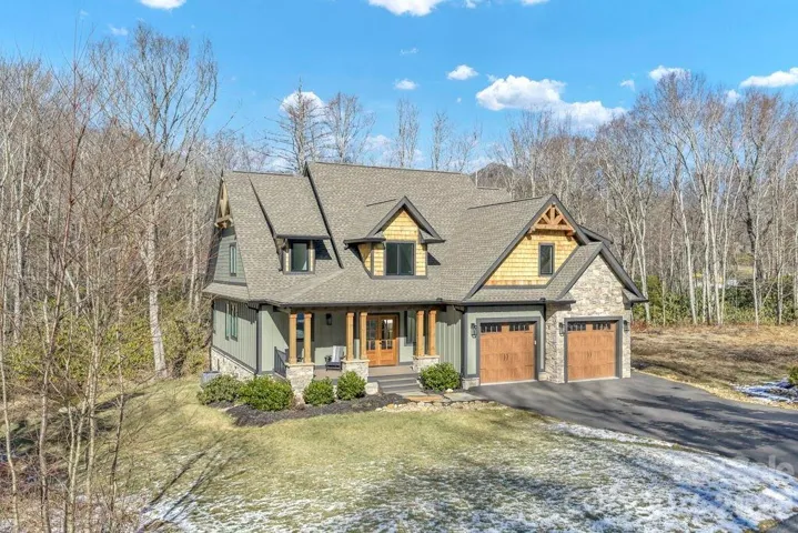 Excellent High Country location & Linville River frontage!