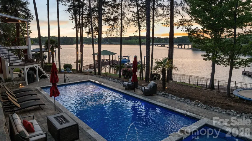 West-facing sunset view over Lake Norman.