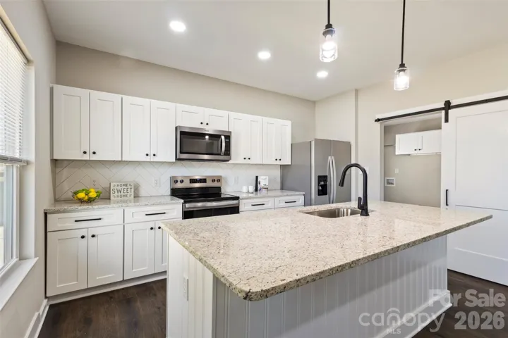 Spacious kitchen