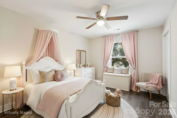 VIRTUALLY STAGED 3RD BEDROOM