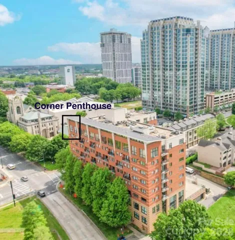 Corner penthouse!!
