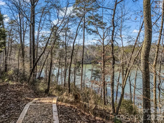Deepwater Lot with Mt Views