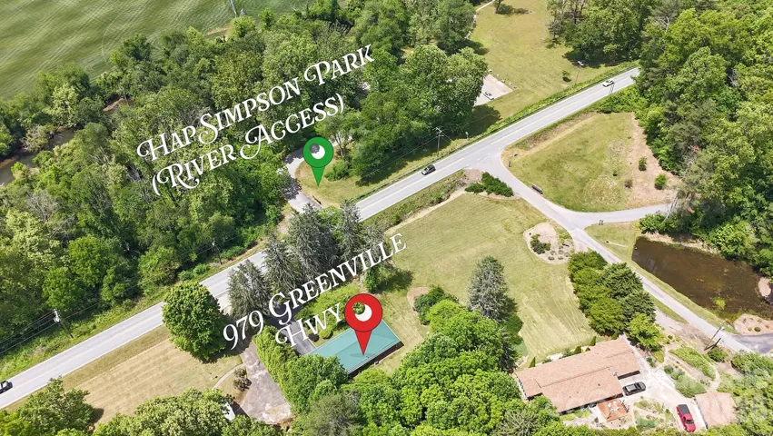 Close to Downtown WITHOUT the Taxes!
