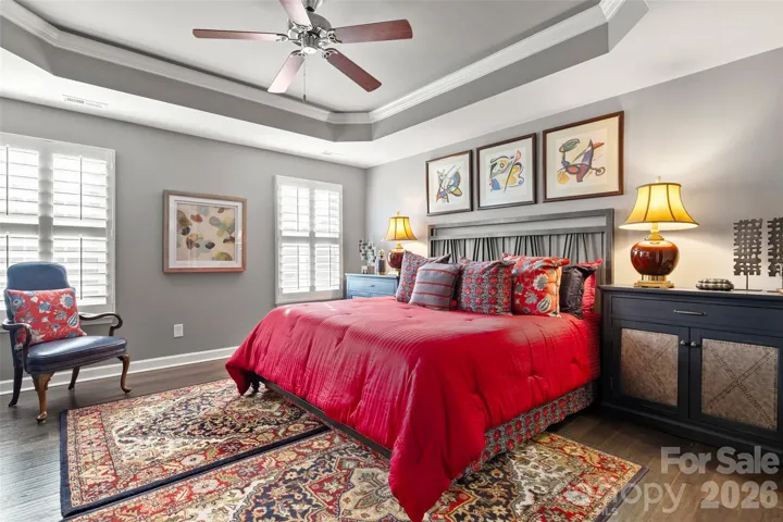 GORGEOUS primary suite