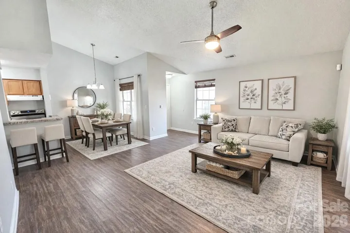 Open floor Plan - Virtually staged