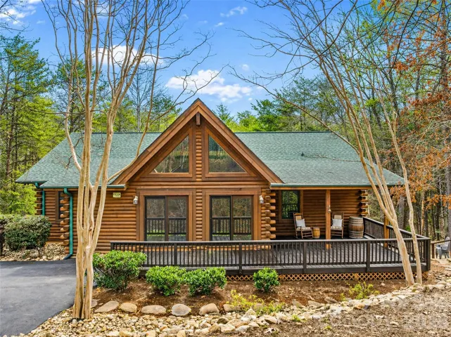 134 McDaniel Court, Lake Lure, North Carolina