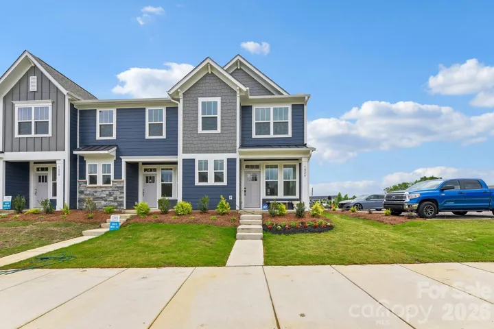 MODEL HOME