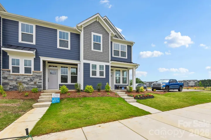 MODEL HOME