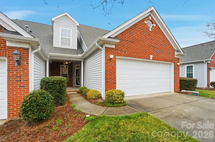 Welcome to 824 Garnet Court!