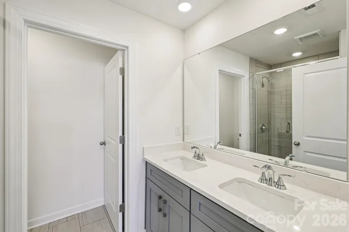 Photo is not of the actual home, but is an inspirational photo of builder’s model home and may depict options, furnishings, and/or decorator features that are not included