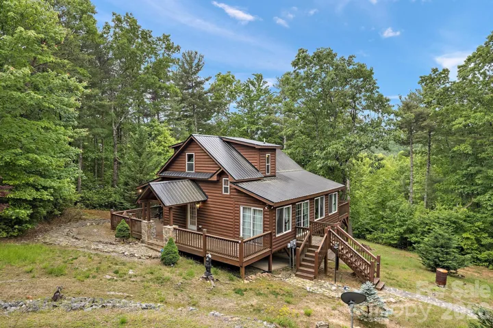 Your Mountain Getaway Awaits!