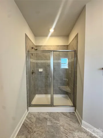 5’ tiled shower