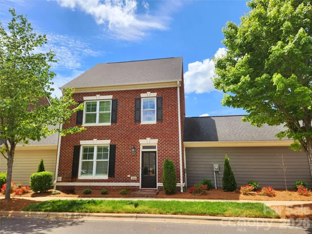 Welcome Home! 308 Rosemont Row ~ Belmont Reserve.