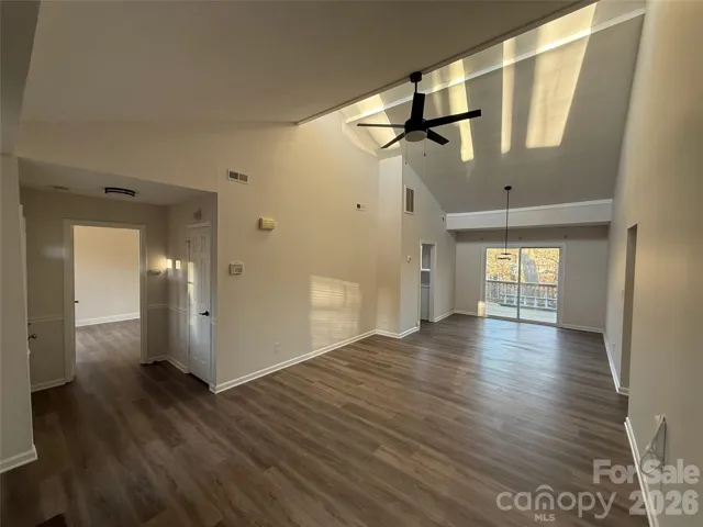 great OPEN floor plan