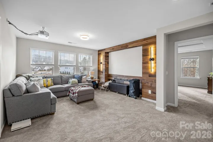 2nd Floor Loft