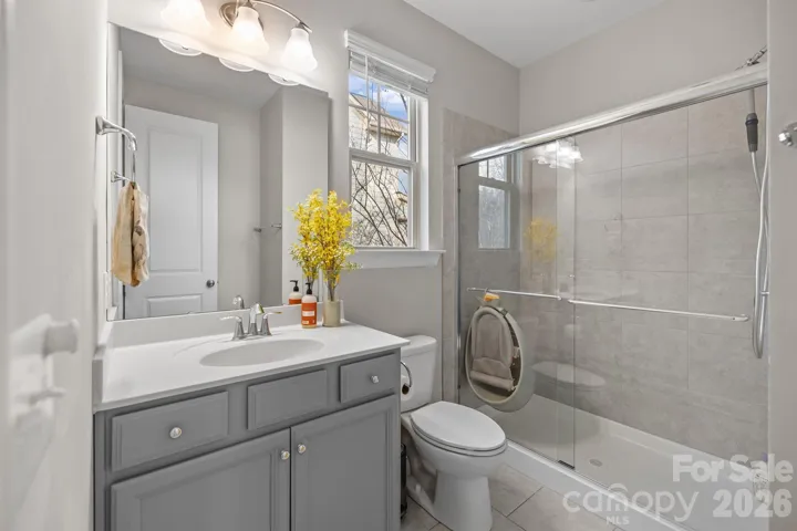 1st Floor Full Bathroom