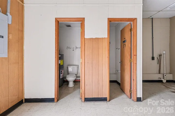 1170