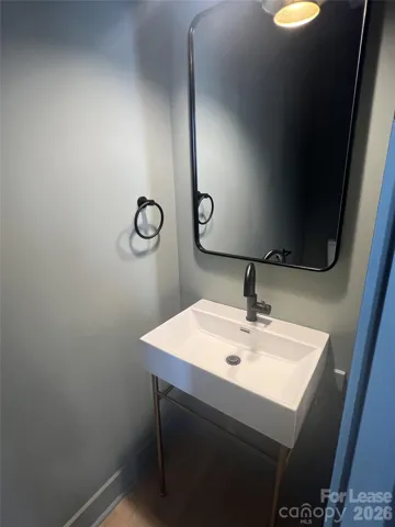 1170